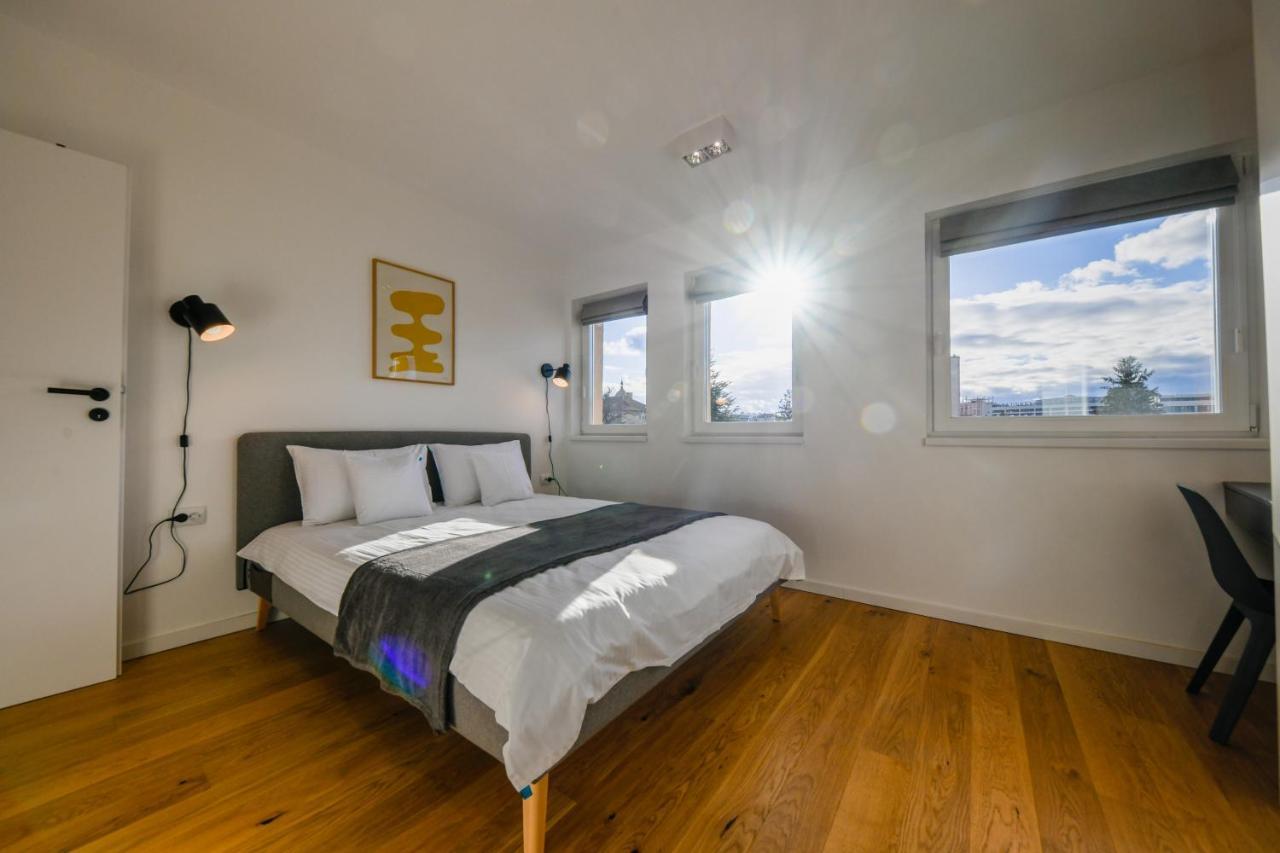 Charming 2 Bedroom Apartment Cluj-Napoca Buitenkant foto